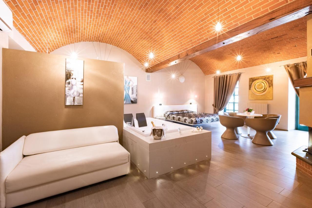 Le Lanterne Hotel Borgo San Dalmazzo Exterior foto