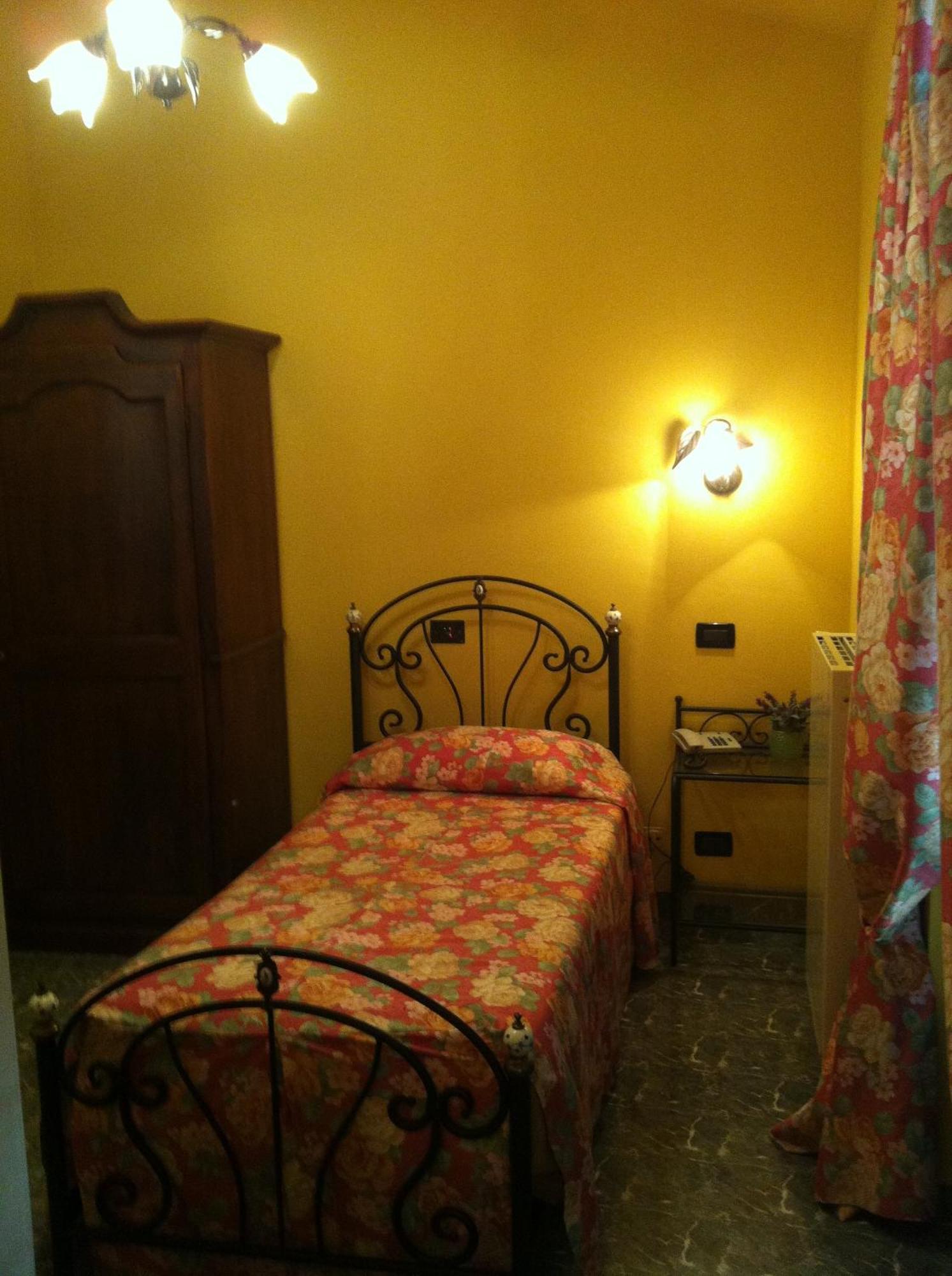 Le Lanterne Hotel Borgo San Dalmazzo Exterior foto